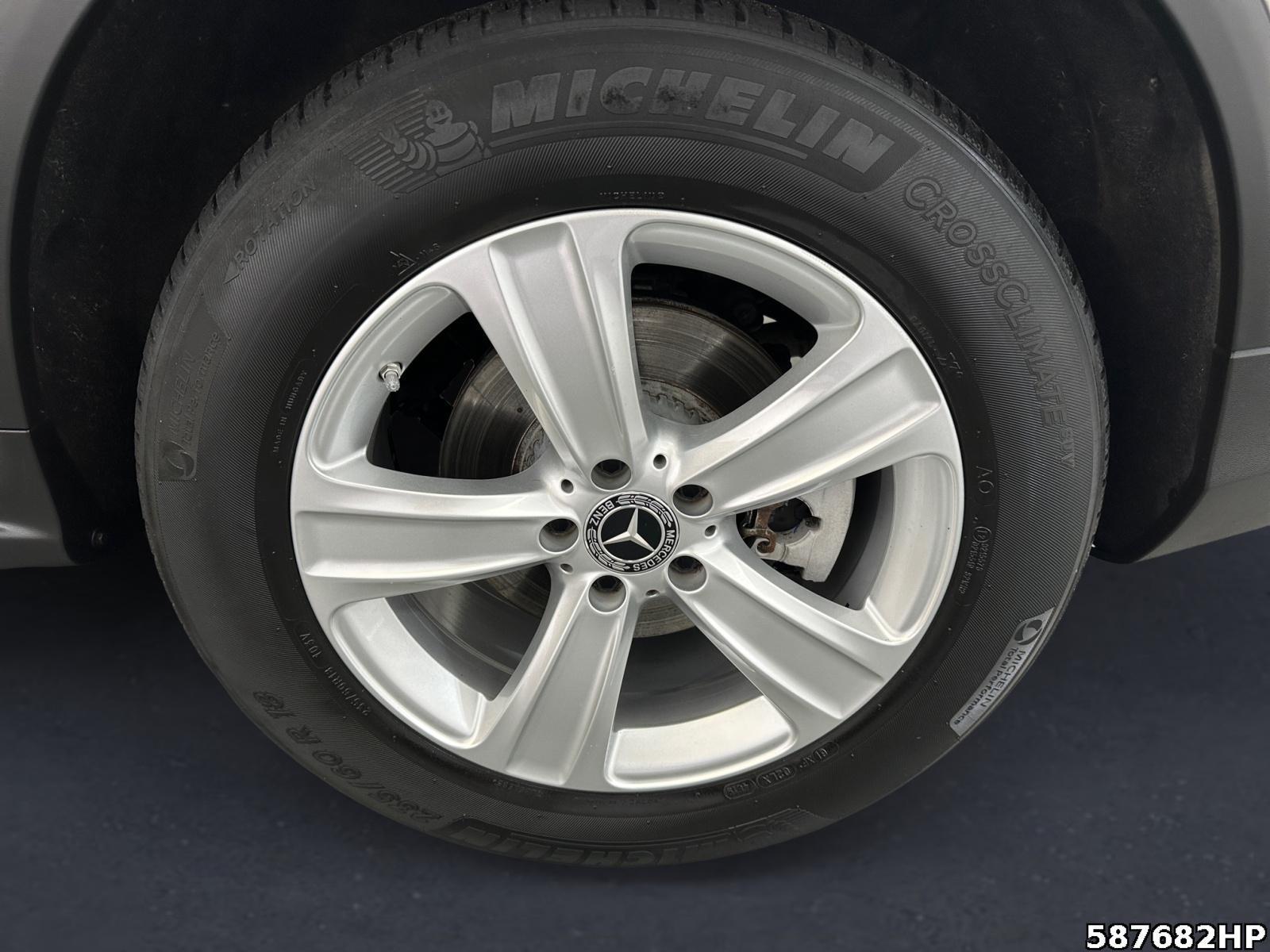 Fahrzeugabbildung Mercedes-Benz GLC 300 4M Coupé AMG-Line Burmester Distronic