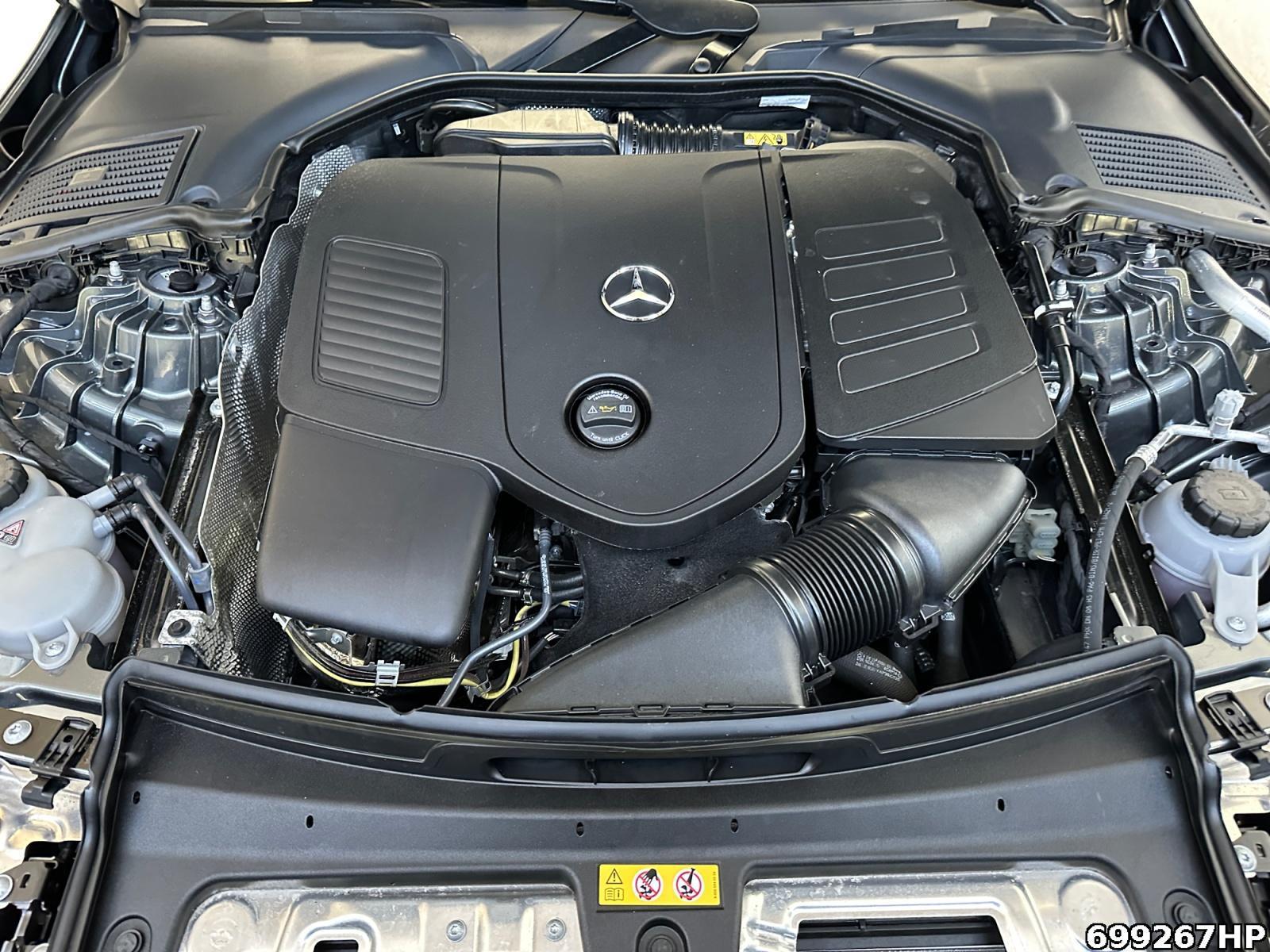 Fahrzeugabbildung Mercedes-Benz C 200 T AMG NIGHT Panorama AHK MEMORY Lenkradh.
