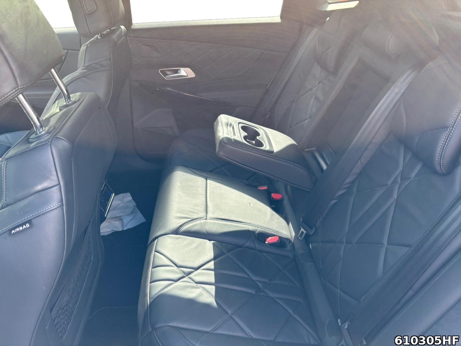 Fahrzeugabbildung DS Automobiles DS7 Crossback E-Tense 225 Hybrid 4x2 Rivoli (EU6d)