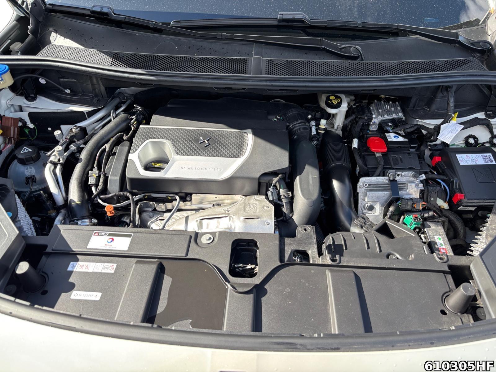 Fahrzeugabbildung DS Automobiles DS7 Crossback E-Tense 225 Hybrid 4x2 Rivoli (EU6d)