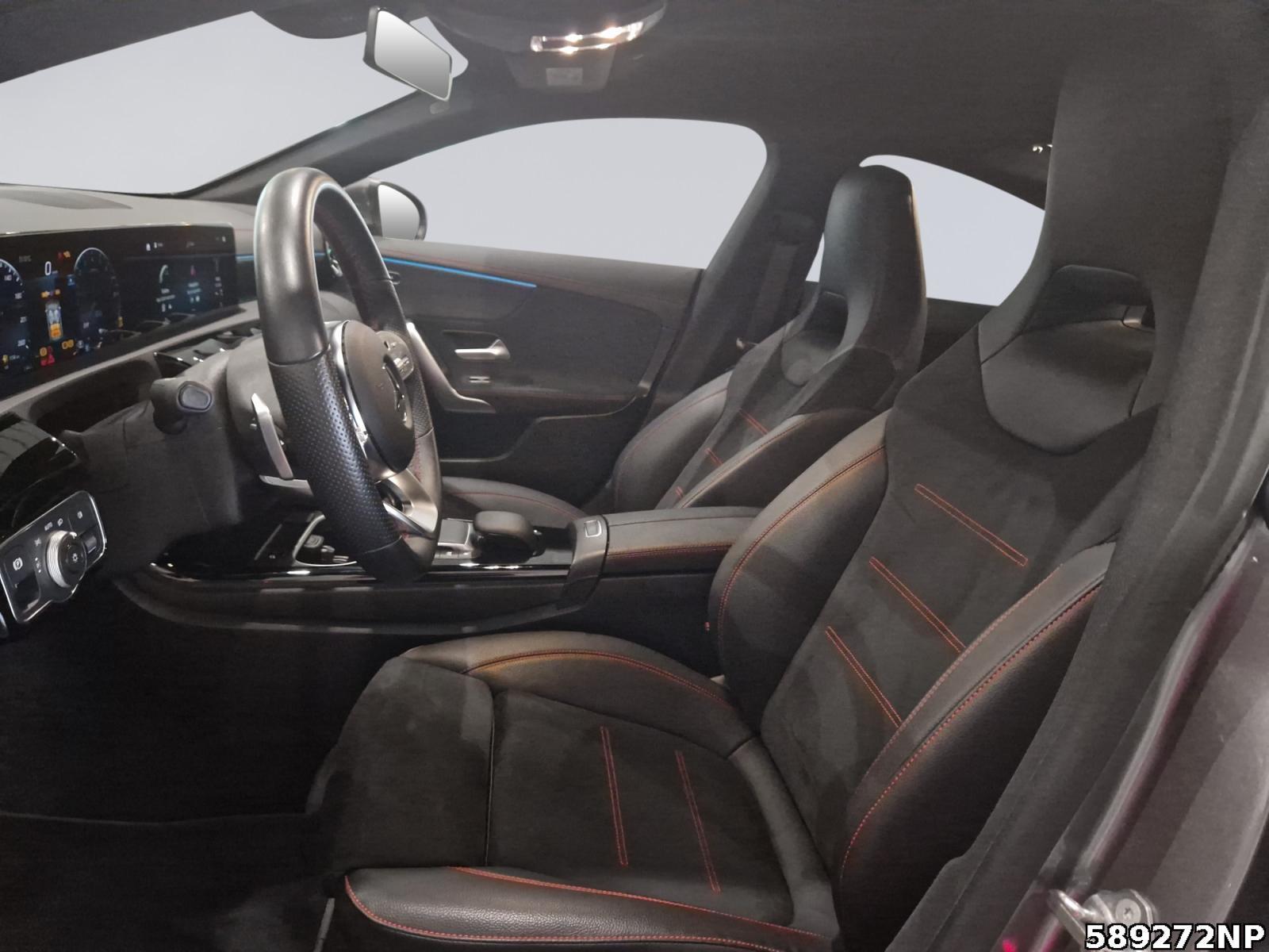 Fahrzeugabbildung Mercedes-Benz CLA 250 e Coupé AMG MULTIBEAM Ambiente Kamera