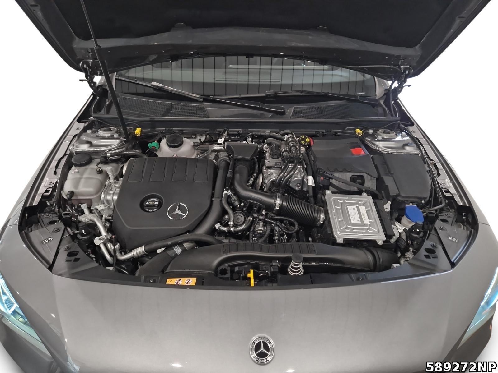 Fahrzeugabbildung Mercedes-Benz CLA 250 e Coupé AMG MULTIBEAM Ambiente Kamera