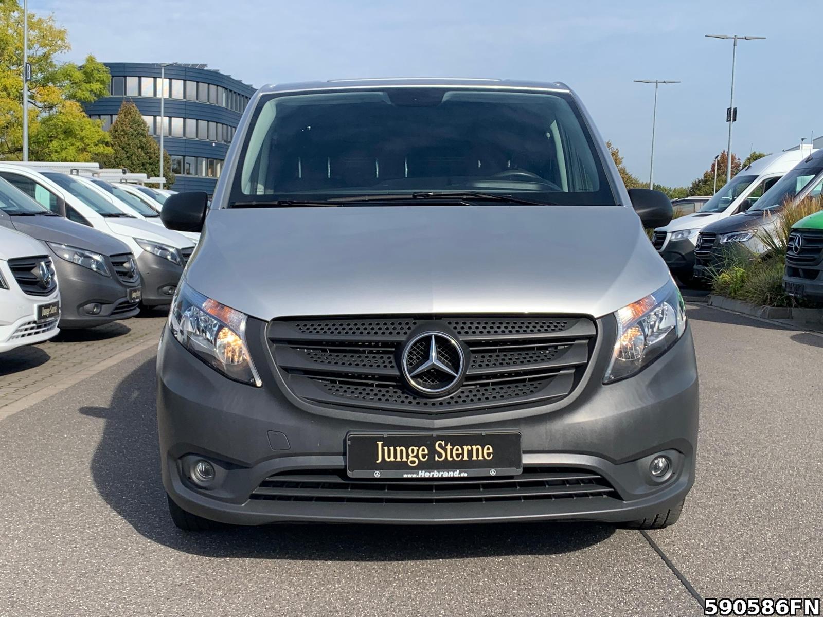 Fahrzeugabbildung Mercedes-Benz Vito 110 XXL *KLIMA**AHK**NAVI**TEMPOMAT**DAB*