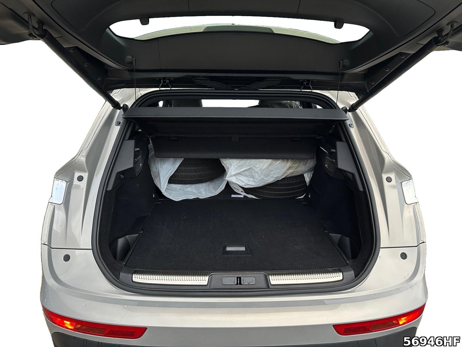 Fahrzeugabbildung DS Automobiles DS7 Crossback Hybrid 4x2, Rivoli