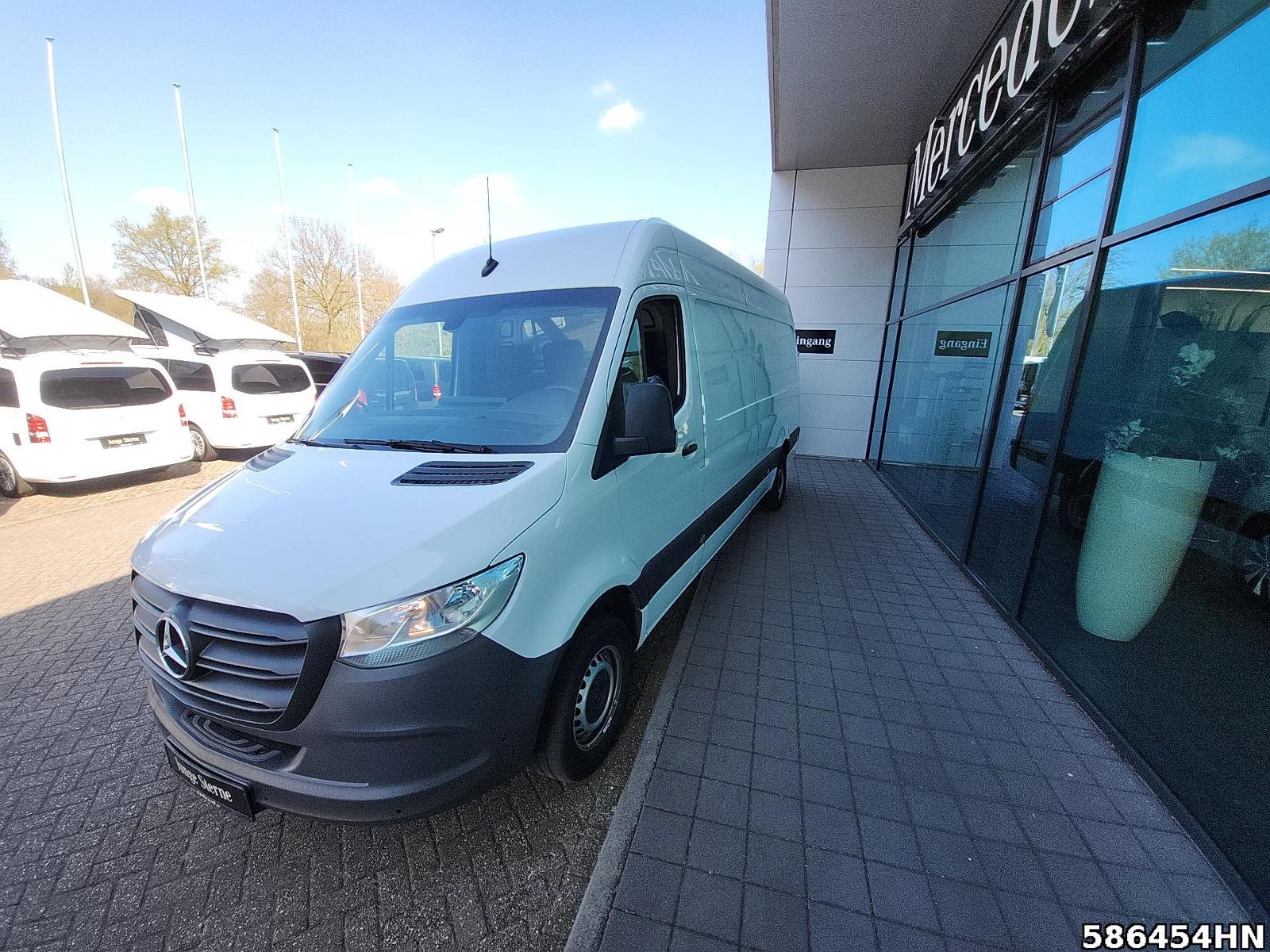 Fahrzeugabbildung Mercedes-Benz Sprinter 317 CDI Kasten*Automatik*Kamera*MBUX*