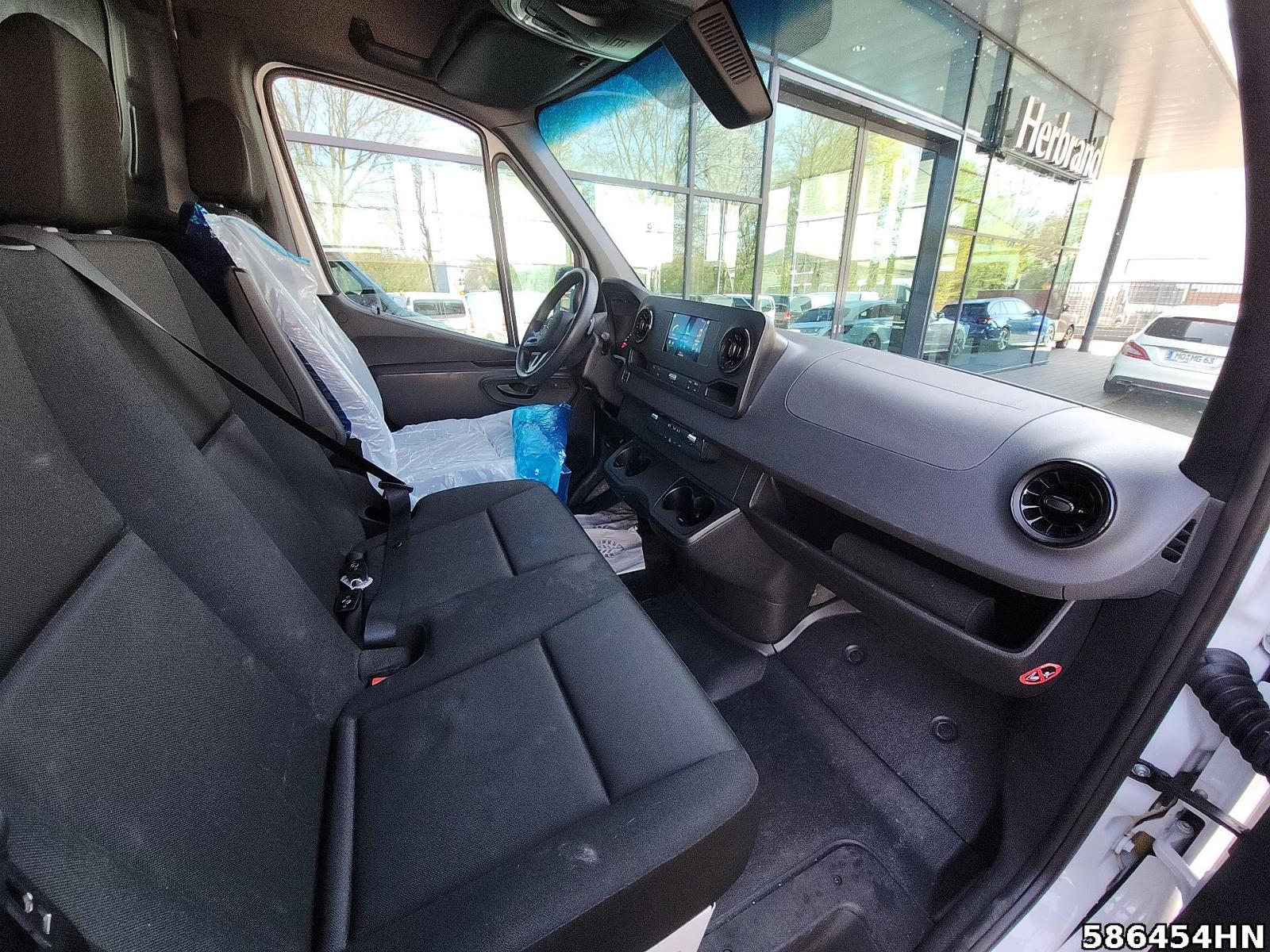 Fahrzeugabbildung Mercedes-Benz Sprinter 317 CDI Kasten*Automatik*Kamera*MBUX*