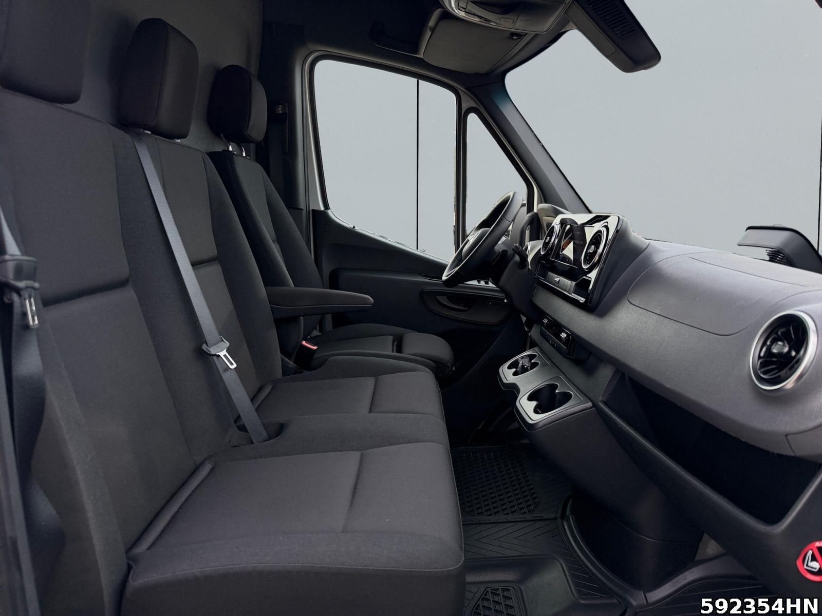 Fahrzeugabbildung Mercedes-Benz Sprinter 319 L2H2 *LED*AHK*AUTOMATIK*KAMERA*UVM