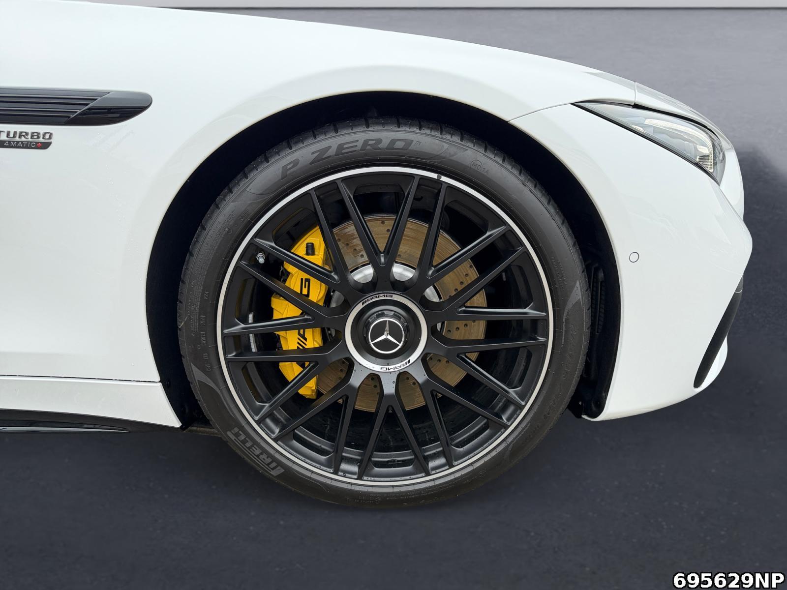 Fahrzeugabbildung Mercedes-Benz SL 63 AMG 4MATIC+ AMG+HUD+DIGITAL+PERFORMANCE+