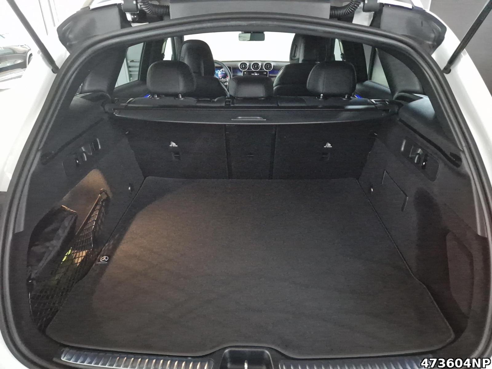 Fahrzeugabbildung Mercedes-Benz GLC 200 4M +AMG+DIGITAL+BURMESTER+PANO+NIGHT+