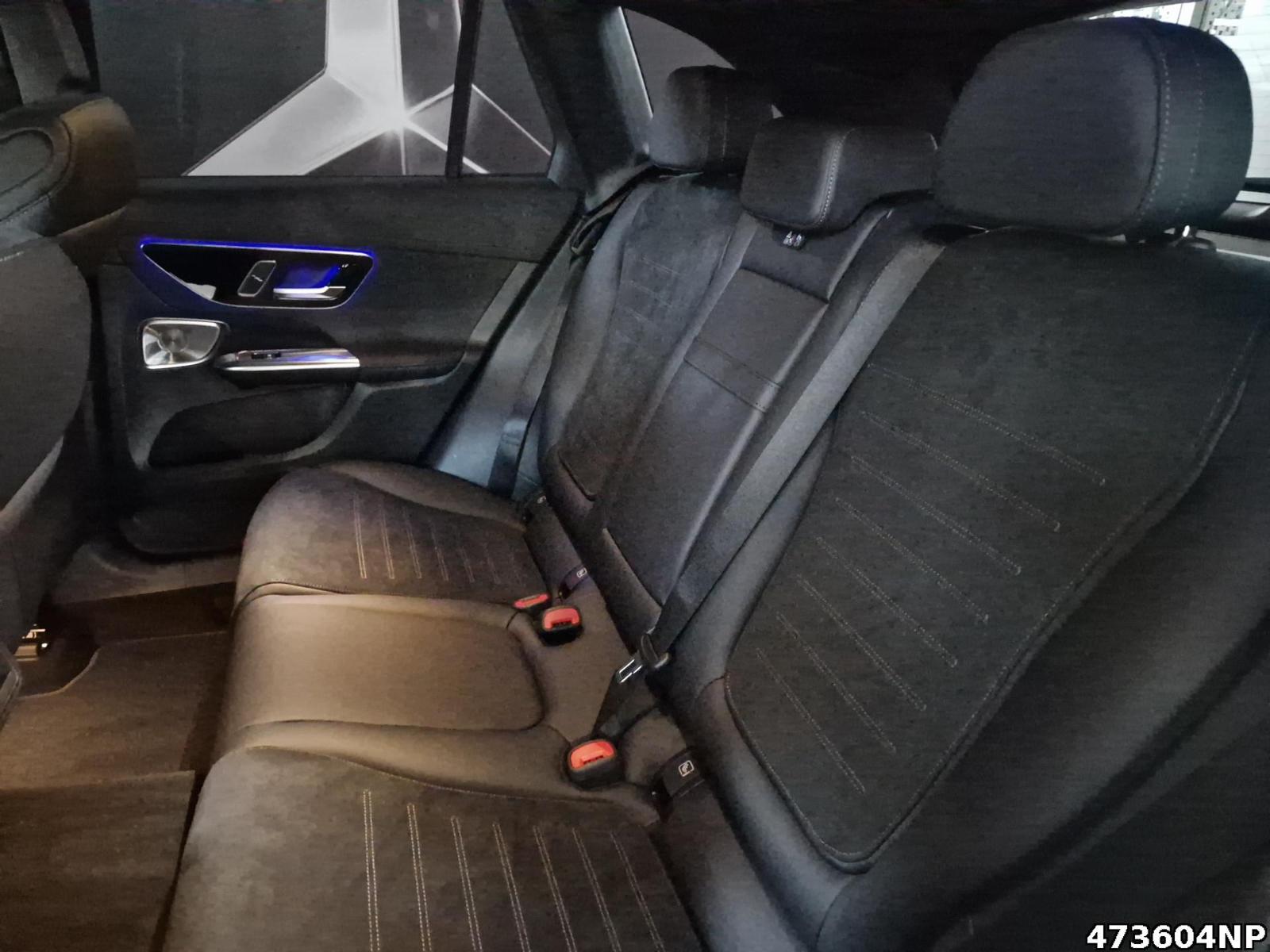 Fahrzeugabbildung Mercedes-Benz GLC 200 4M +AMG+DIGITAL+BURMESTER+PANO+NIGHT+