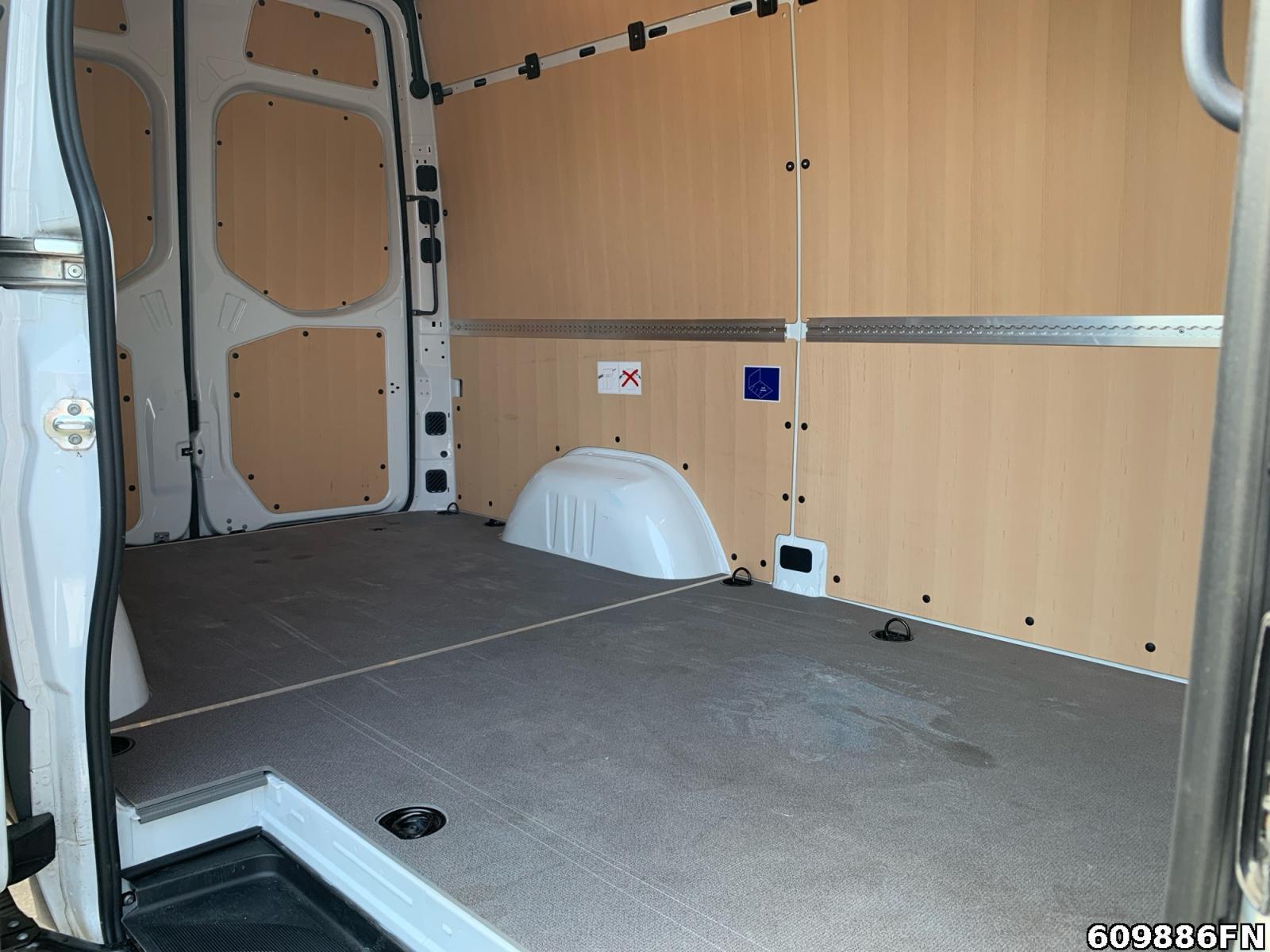 Fahrzeugabbildung Mercedes-Benz eSprinter 320 PRO L2H2 *LED*KLIMA*81kw/h*KAMERA*