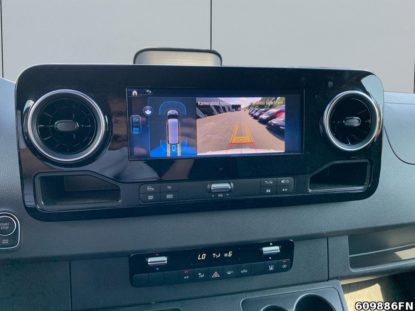 Fahrzeugabbildung Mercedes-Benz eSprinter 320 PRO L2H2 *LED*KLIMA*81kw/h*KAMERA*