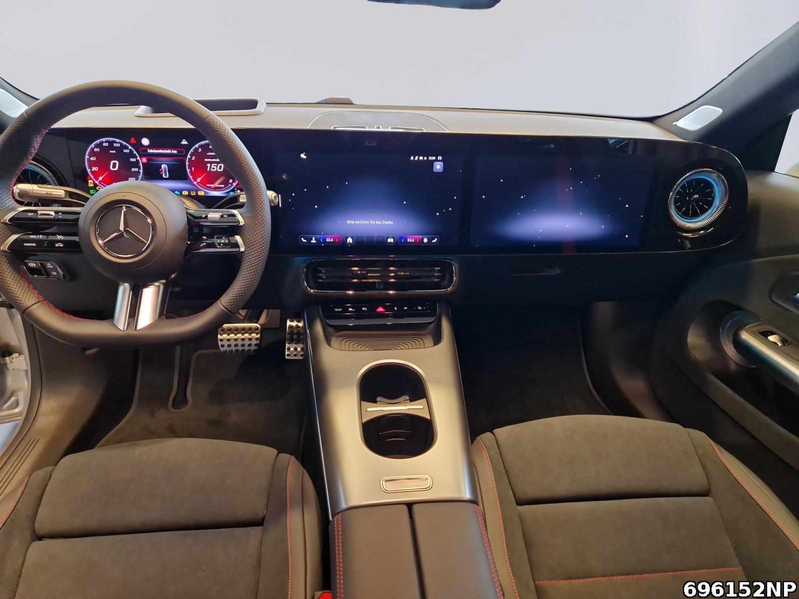 Fahrzeugabbildung Mercedes-Benz CLA 200 +AMG+SUPERSCREEN+HEADUP+MULTI+BURMESTER