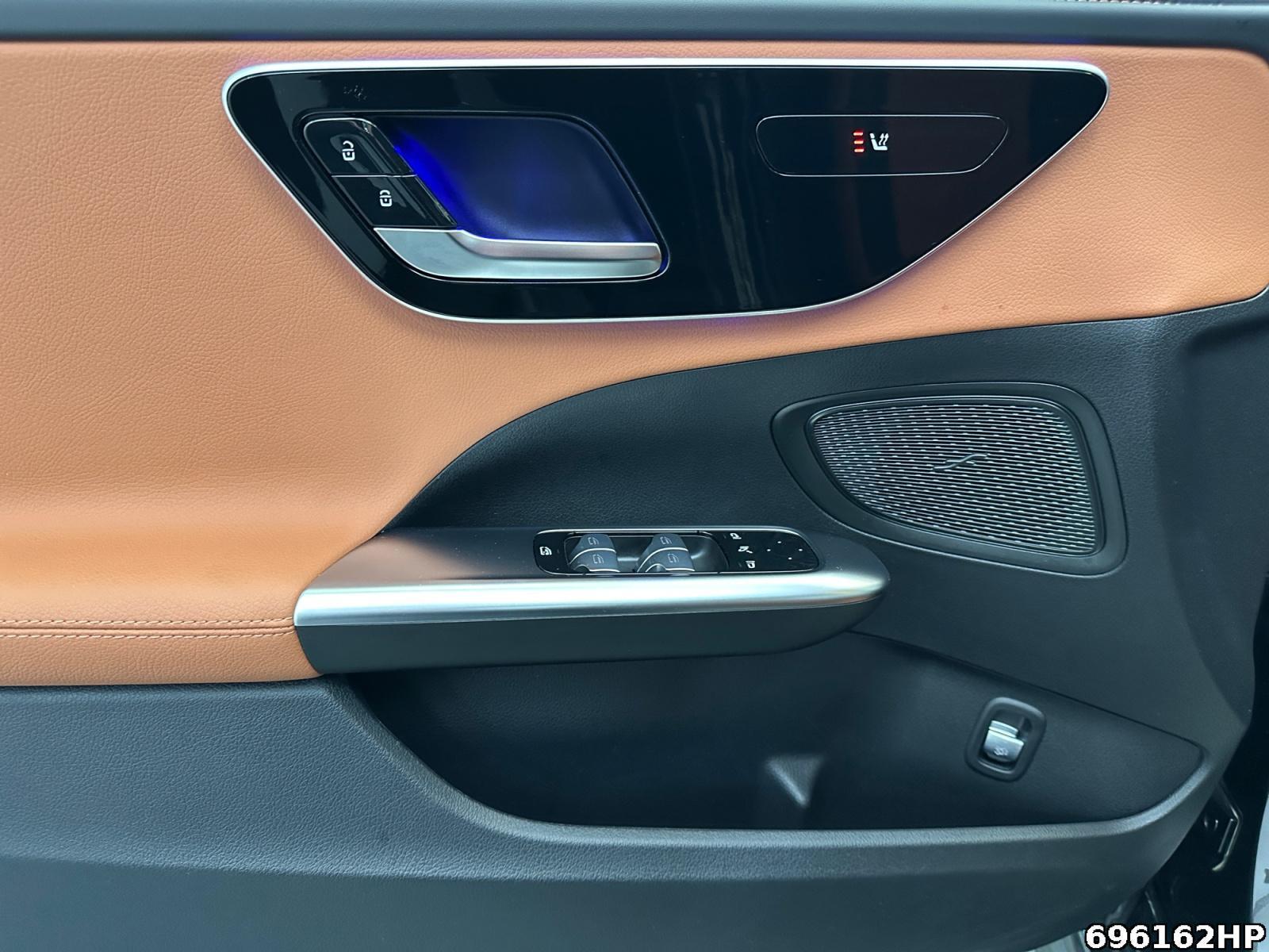 Fahrzeugabbildung Mercedes-Benz C 300 d T AMG AHK Distronic LED Kamera