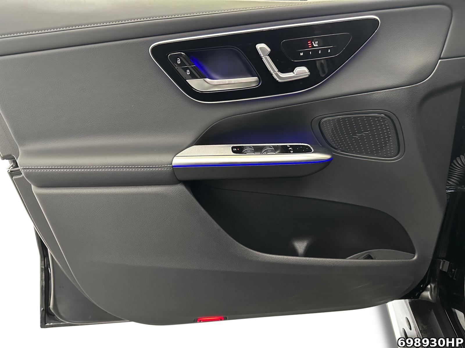 Fahrzeugabbildung Mercedes-Benz GLC 300 4M AMG Pano AHK Night 360° DIGITALLIGHT