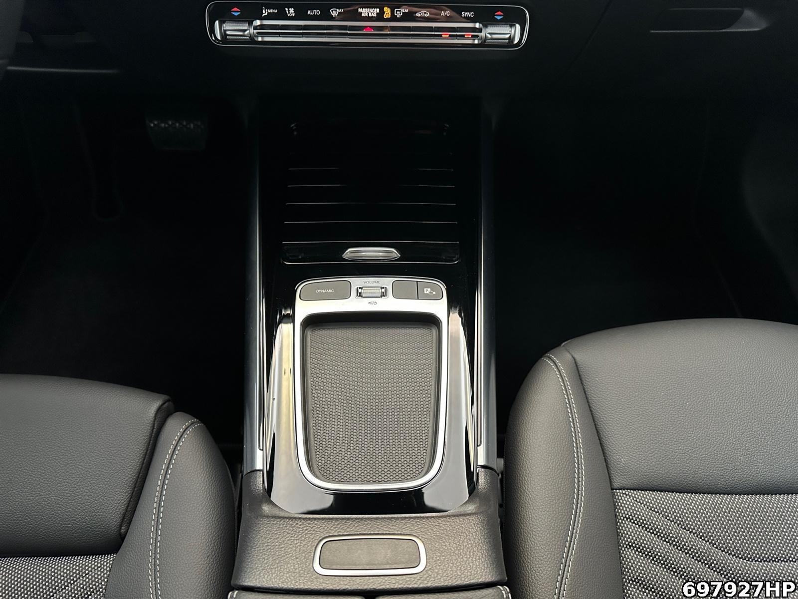 Fahrzeugabbildung Mercedes-Benz GLA 200 Progressive AHK DISTRONIC Kamera EASYP.