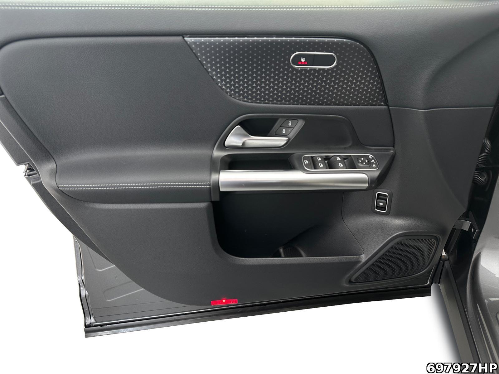 Fahrzeugabbildung Mercedes-Benz GLA 200 Progressive AHK DISTRONIC Kamera EASYP.