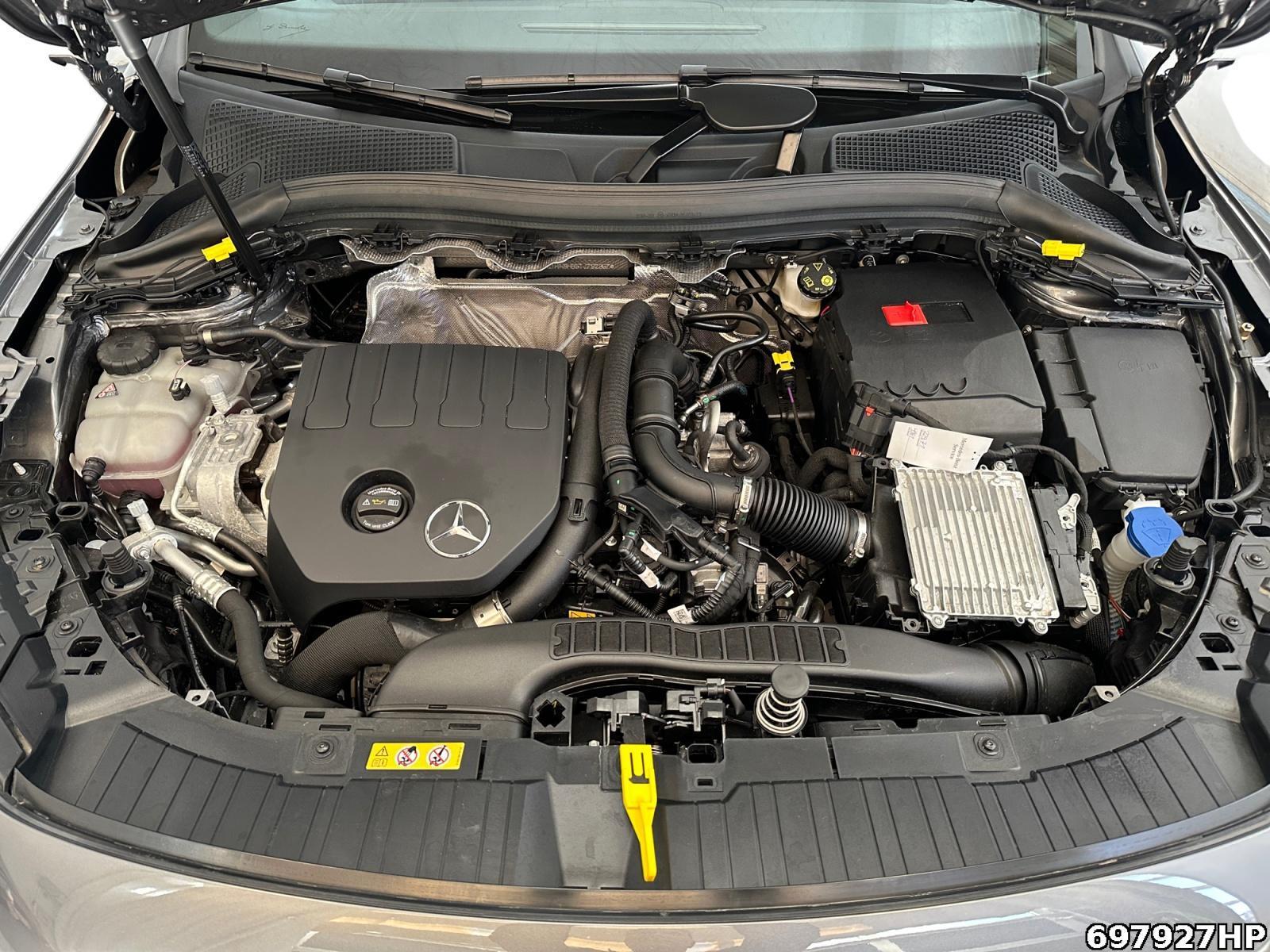 Fahrzeugabbildung Mercedes-Benz GLA 200 Progressive AHK DISTRONIC Kamera EASYP.