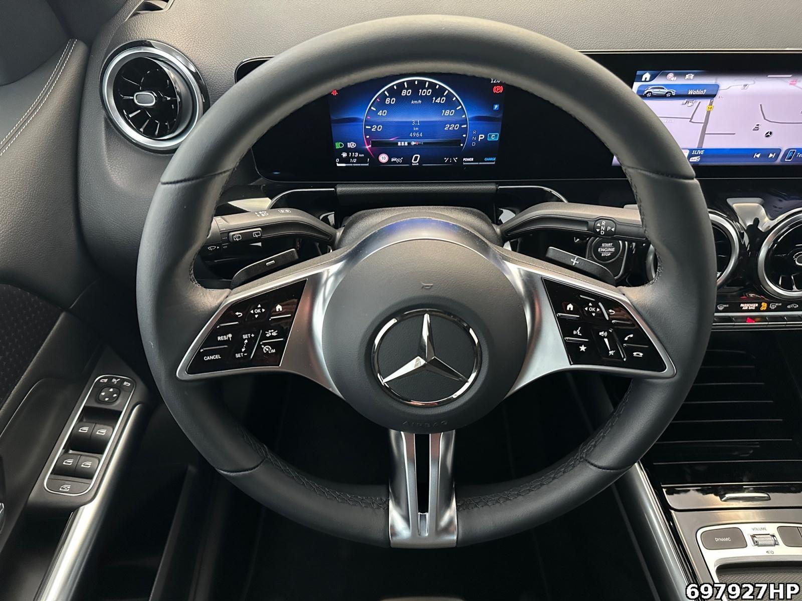 Fahrzeugabbildung Mercedes-Benz GLA 200 Progressive AHK DISTRONIC Kamera EASYP.