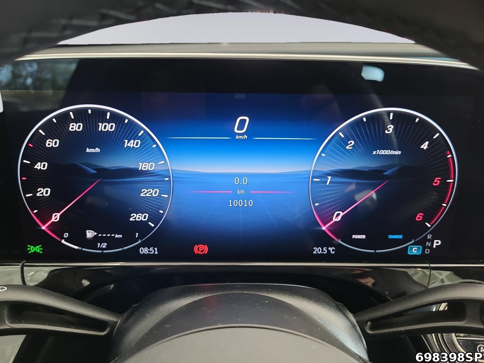Fahrzeugabbildung Mercedes-Benz E 220 d AMG Pano Night Superscreen Distron. 21