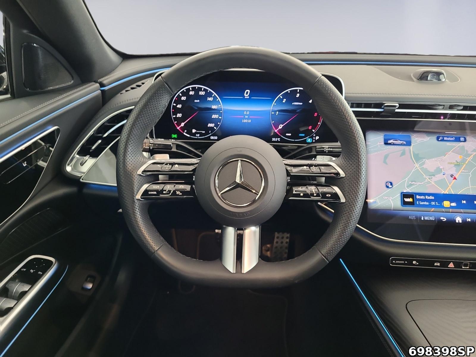 Fahrzeugabbildung Mercedes-Benz E 220 d AMG Pano Night Superscreen Distron. 21