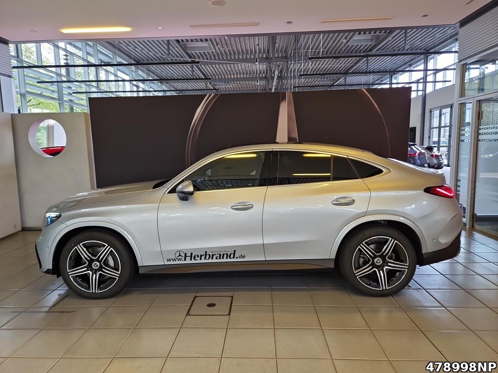 Fahrzeugabbildung Mercedes-Benz GLC 300 Coupé AMG+MEMORY+PANO+AHK+DIGITALLIGHT+