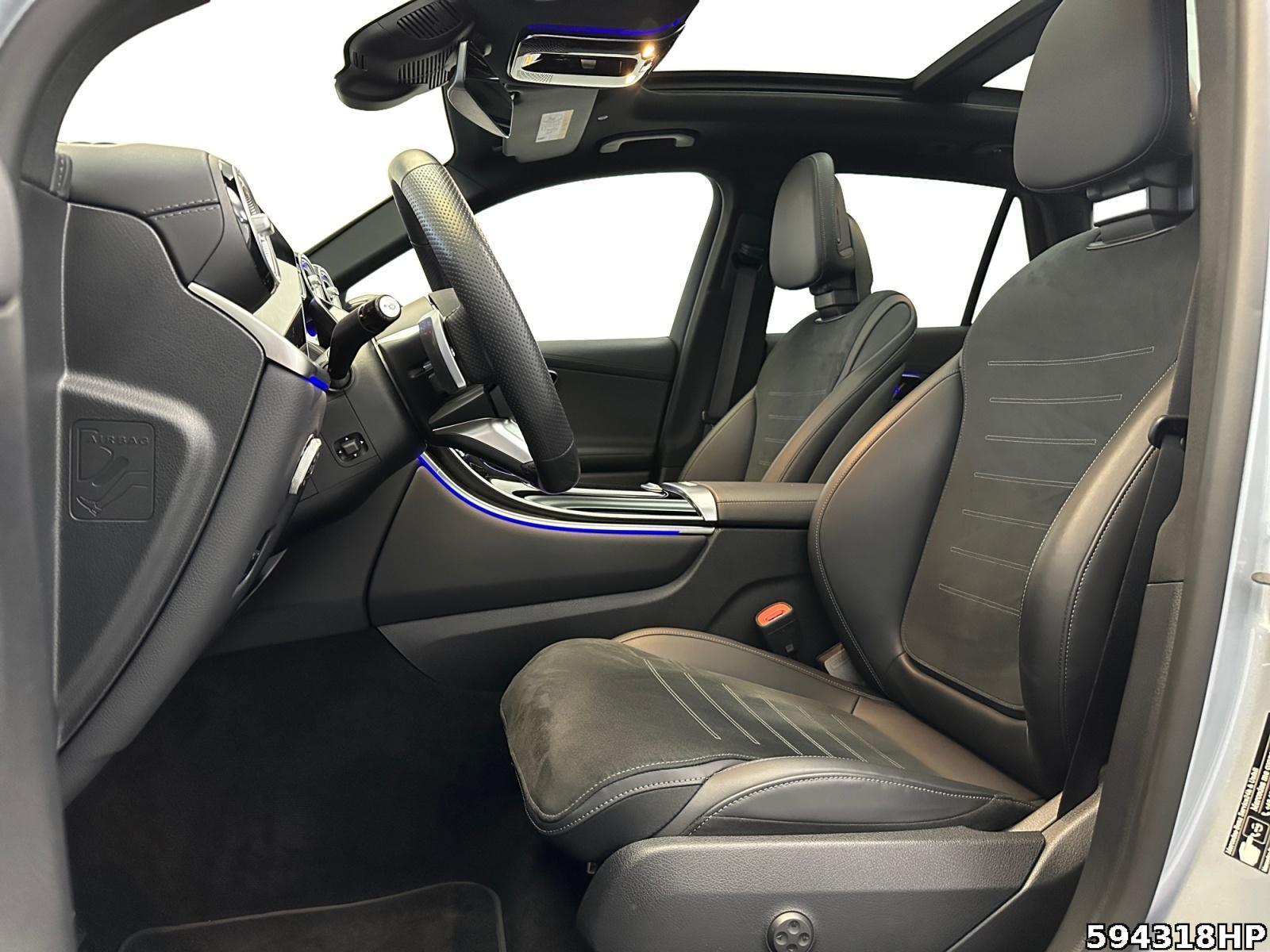 Fahrzeugabbildung Mercedes-Benz GLC 300 d 4M AMG AHK Pano Memory 360° DISTRONIC