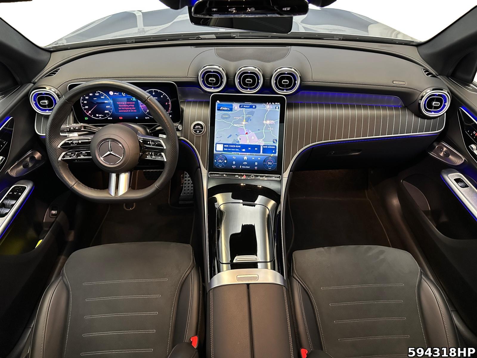 Fahrzeugabbildung Mercedes-Benz GLC 300 d 4M AMG AHK Pano Memory 360° DISTRONIC