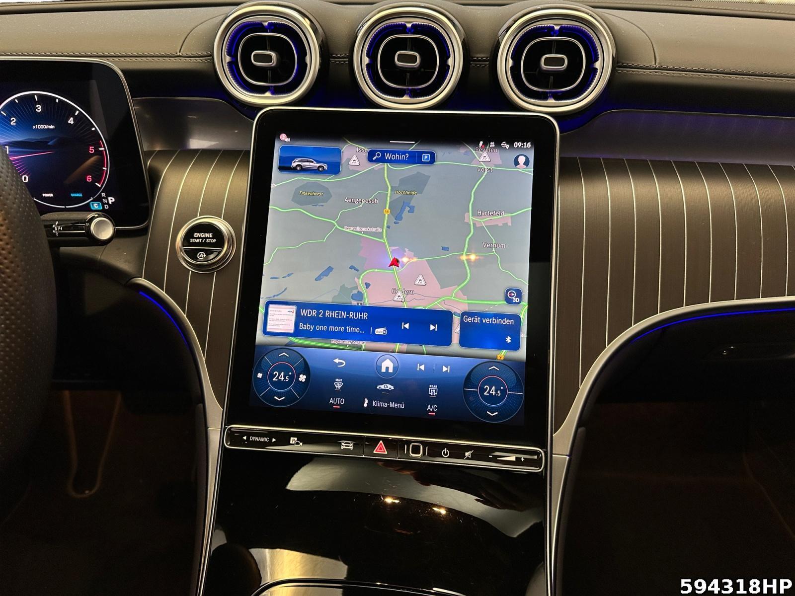 Fahrzeugabbildung Mercedes-Benz GLC 300 d 4M AMG AHK Pano Memory 360° DISTRONIC