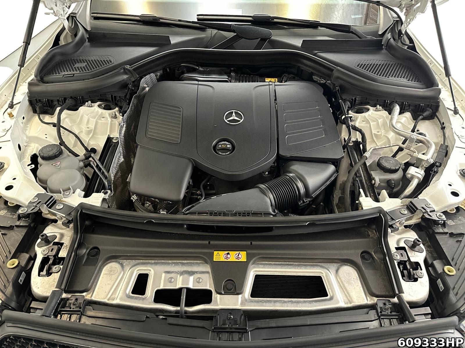 Fahrzeugabbildung Mercedes-Benz GLC 200 4M AMG AHK Pano Night Burmester