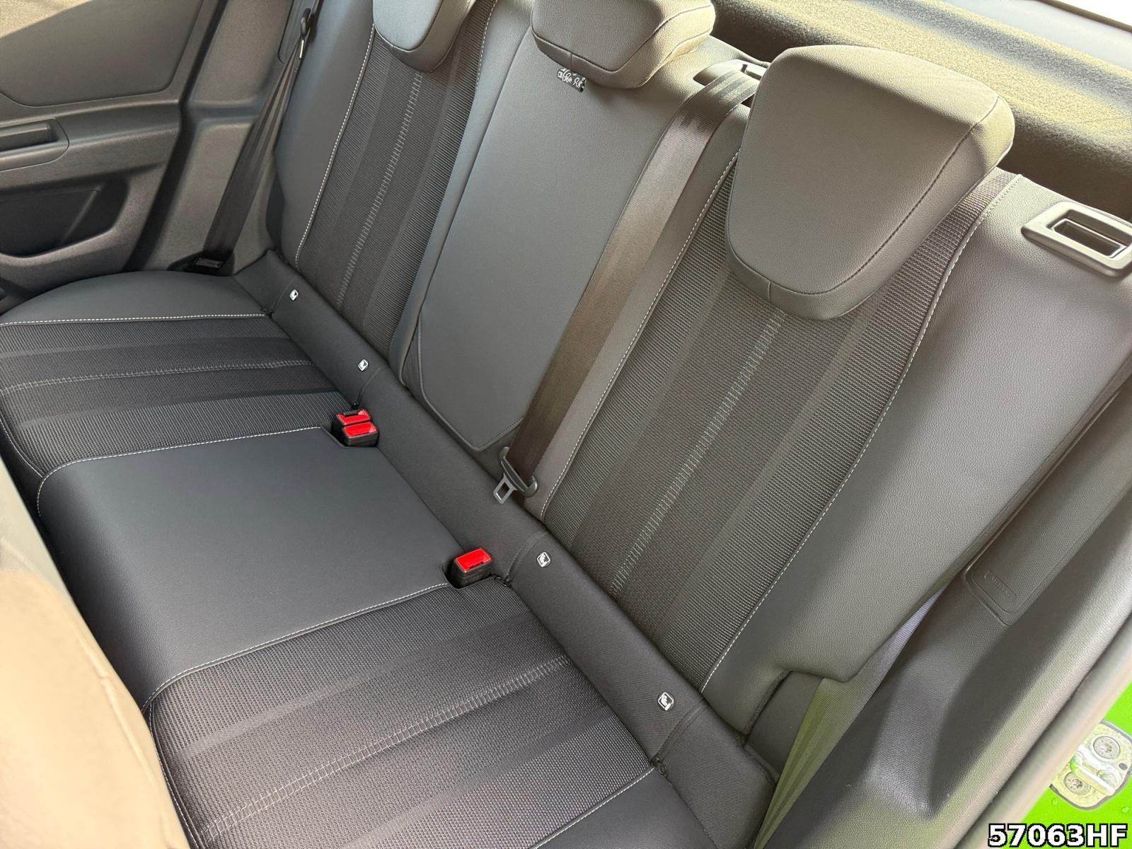 Fahrzeugabbildung Opel Mokka -e Elegance