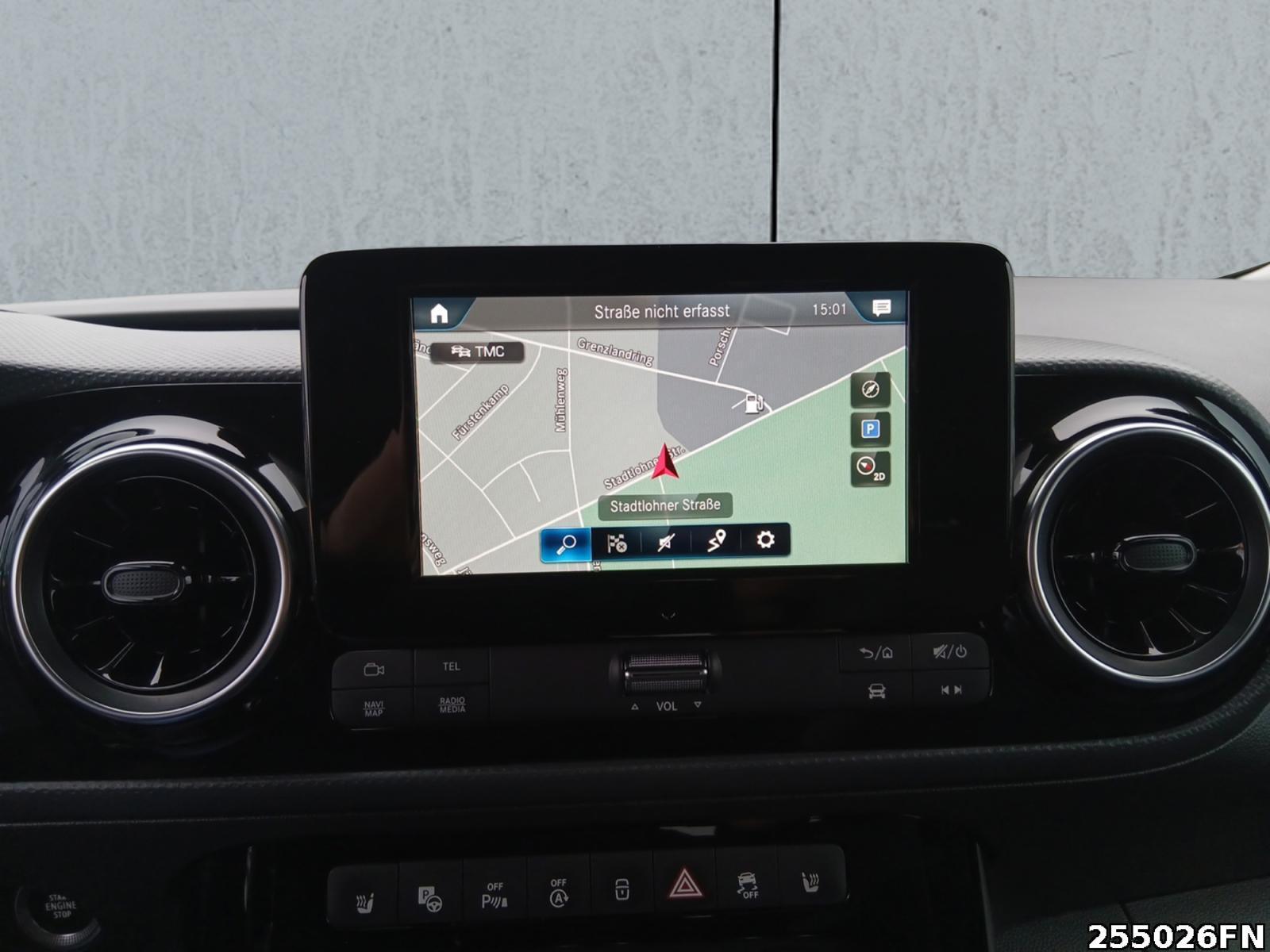 Fahrzeugabbildung Mercedes-Benz T-Klasse STYLE 6-G*LED*Park-P*Tempo*Navi*Klima*