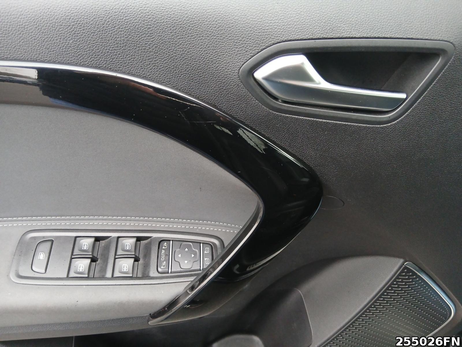 Fahrzeugabbildung Mercedes-Benz T-Klasse STYLE 6-G*LED*Park-P*Tempo*Navi*Klima*