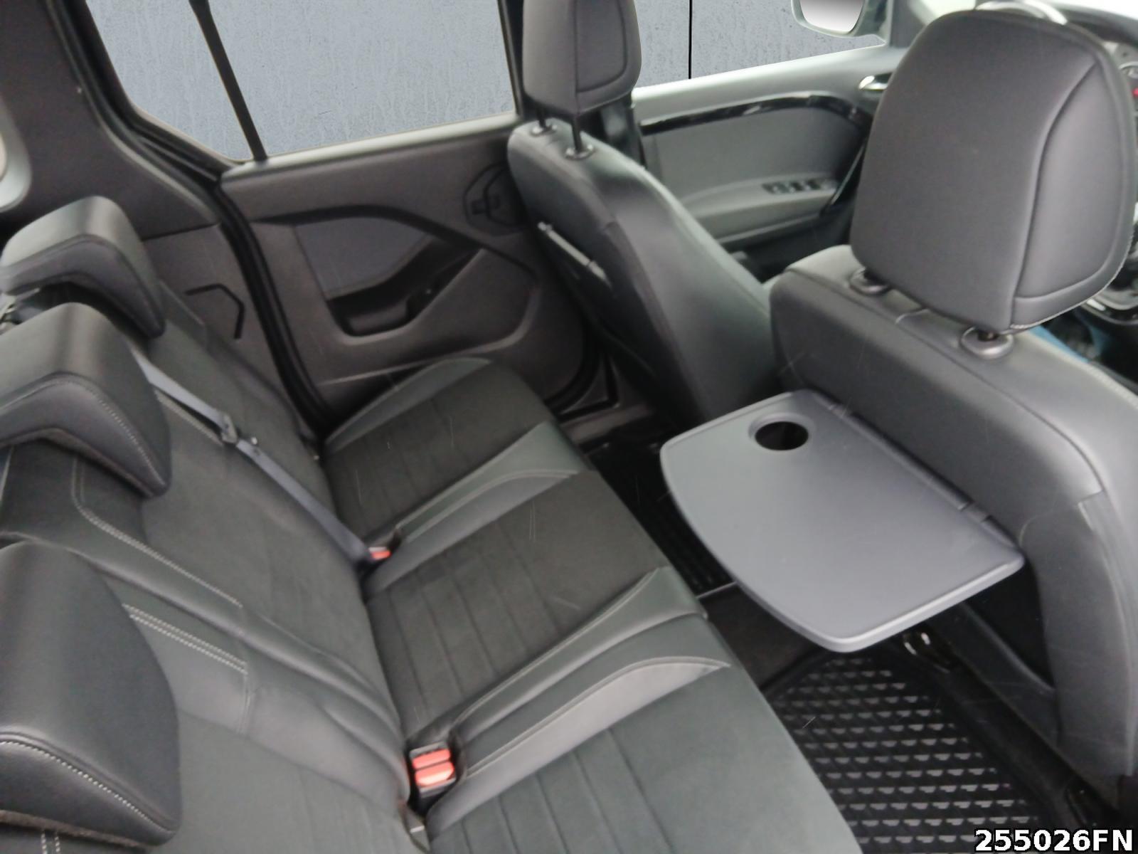 Fahrzeugabbildung Mercedes-Benz T-Klasse STYLE 6-G*LED*Park-P*Tempo*Navi*Klima*
