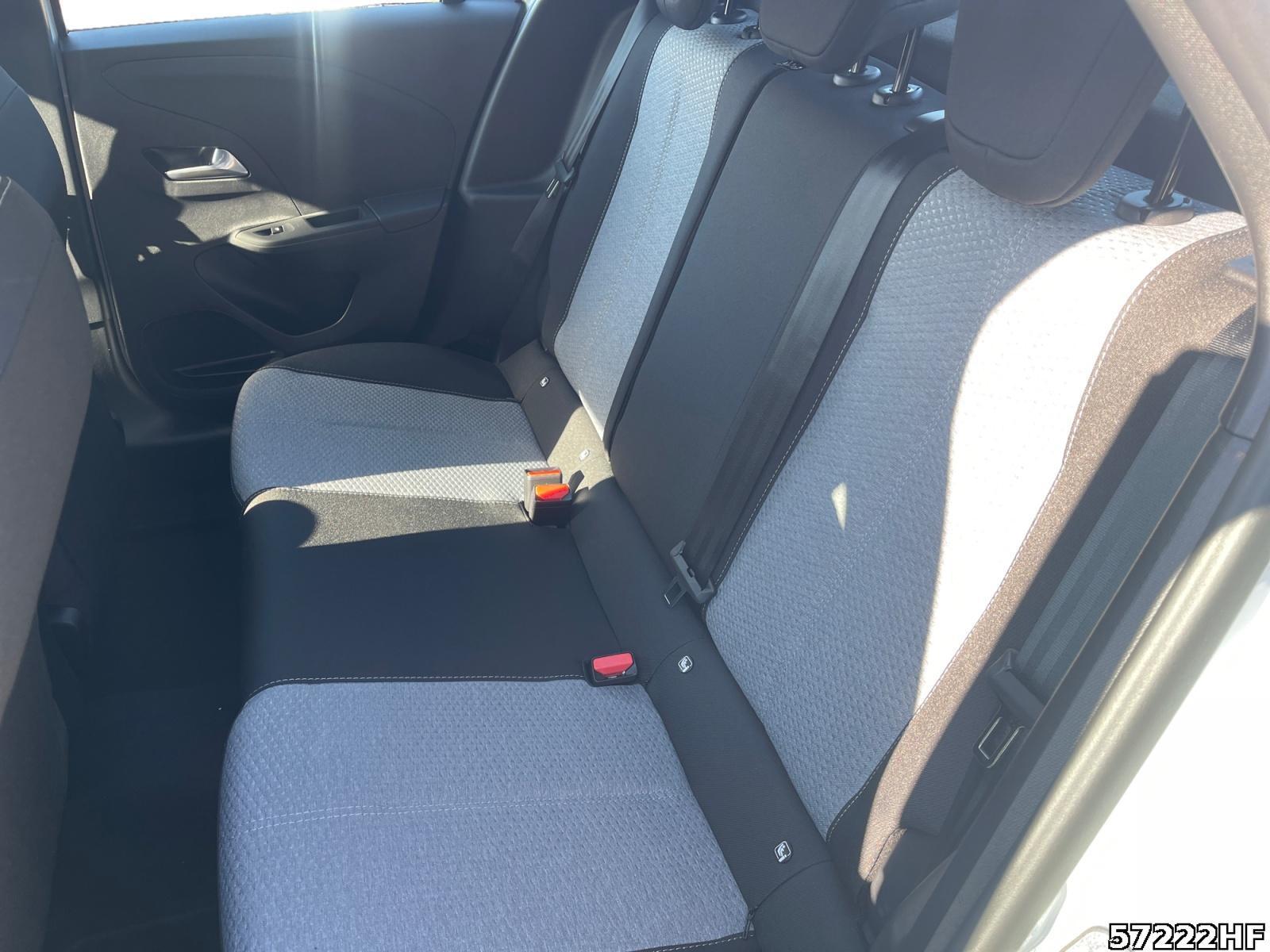 Fahrzeugabbildung Opel Corsa Edition Hybrid 81 kW(110 PS)