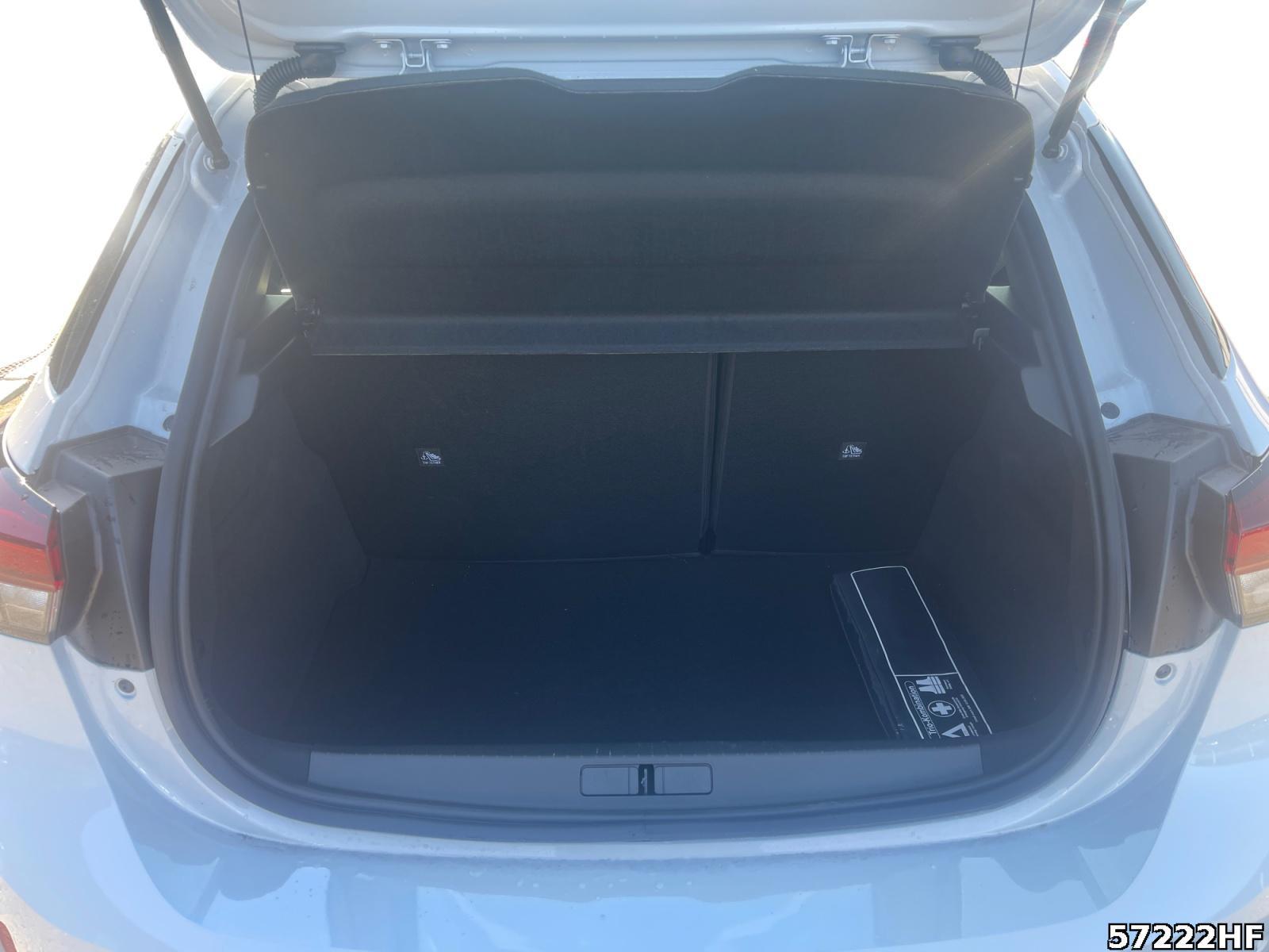 Fahrzeugabbildung Opel Corsa Edition Hybrid 81 kW(110 PS)