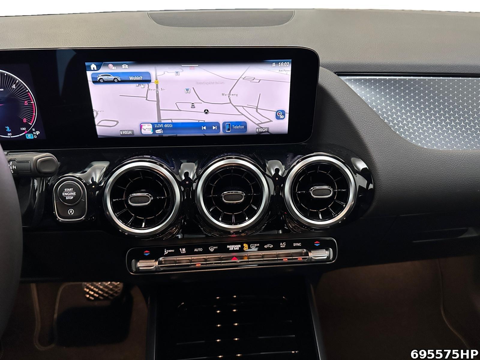 Fahrzeugabbildung Mercedes-Benz GLA 200 d Progressive AHK DISTRONIC Kamera easy