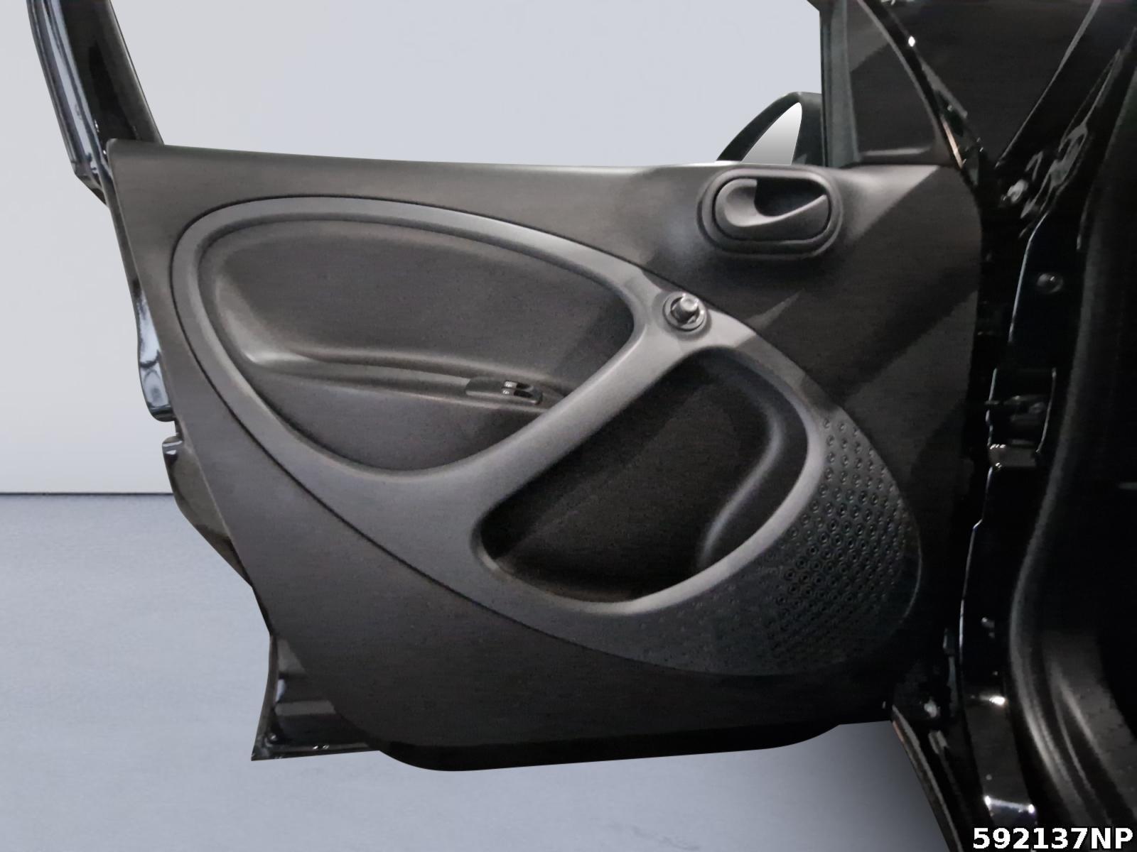 Fahrzeugabbildung Smart ForFour EQ 22 KW CarPlay Sitzhzg Smart-Media DAB