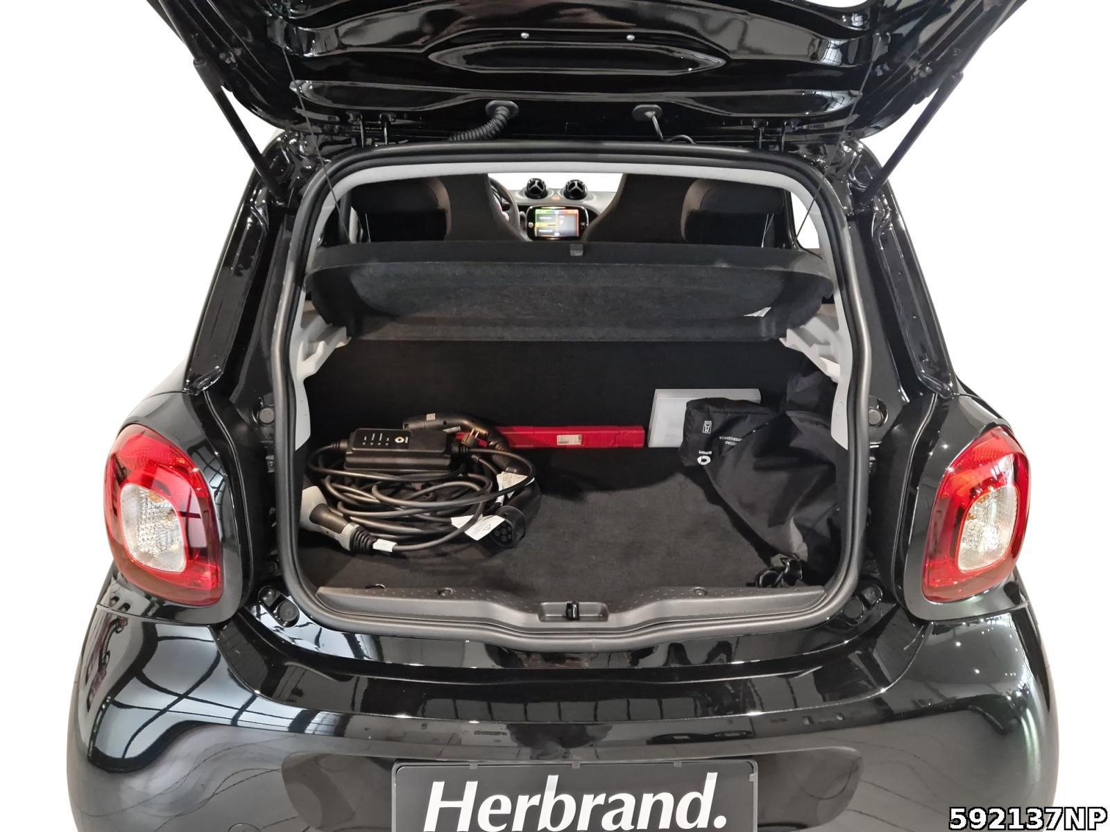 Fahrzeugabbildung Smart ForFour EQ 22 KW CarPlay Sitzhzg Smart-Media DAB