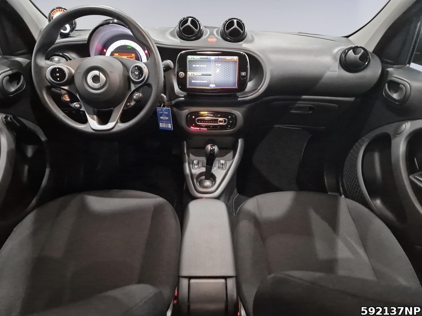 Fahrzeugabbildung Smart ForFour EQ 22 KW CarPlay Sitzhzg Smart-Media DAB