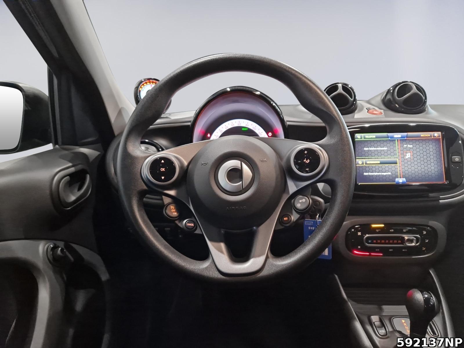 Fahrzeugabbildung Smart ForFour EQ 22 KW CarPlay Sitzhzg Smart-Media DAB