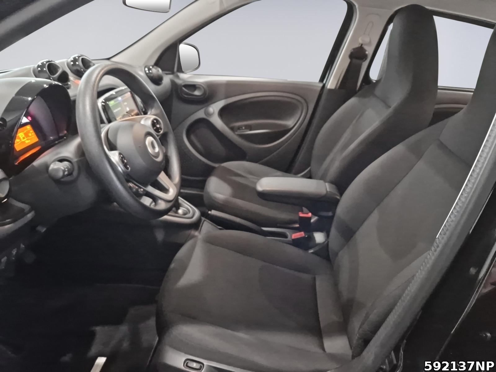 Fahrzeugabbildung Smart ForFour EQ 22 KW CarPlay Sitzhzg Smart-Media DAB