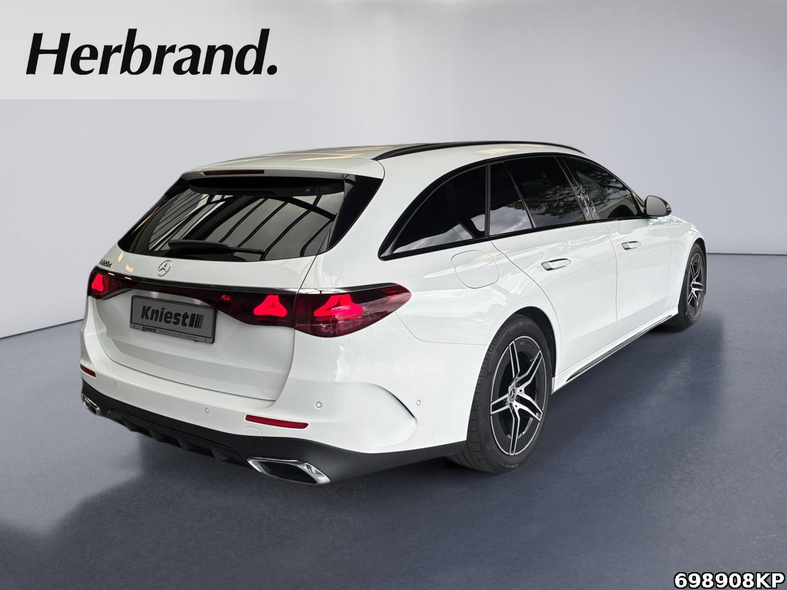 Fahrzeugabbildung Mercedes-Benz E 220 d T AMG Pano Night AHK DISTRONIC CarPlay