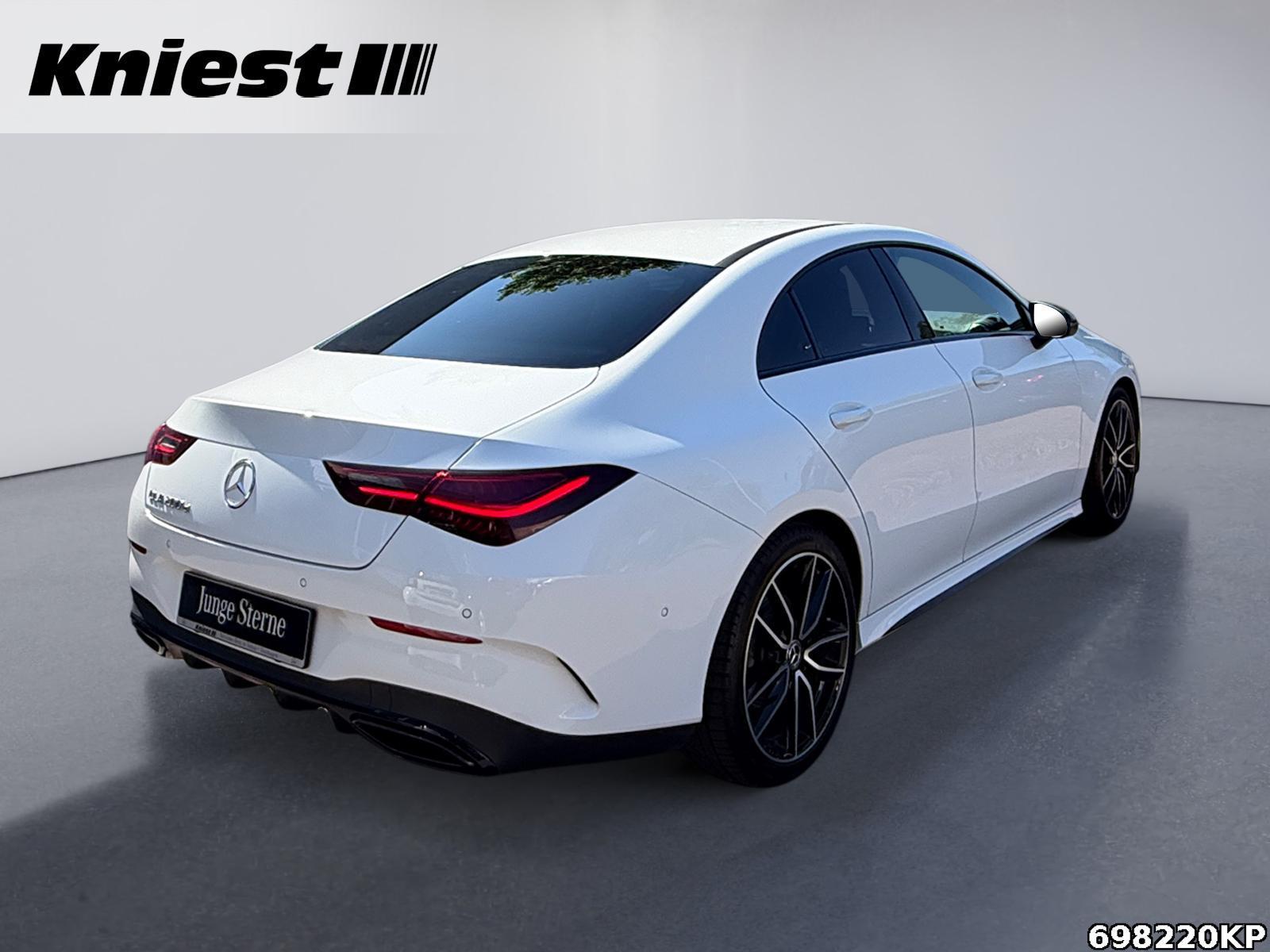 Fahrzeugabbildung Mercedes-Benz CLA 200 d Coupé AMG Night Distronic Kamera 19