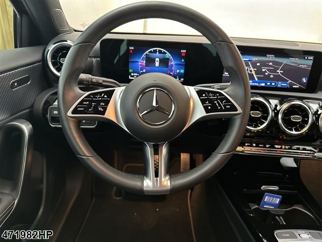 Fahrzeugabbildung Mercedes-Benz A 220 d Progressive LED,Distronic,Kamera