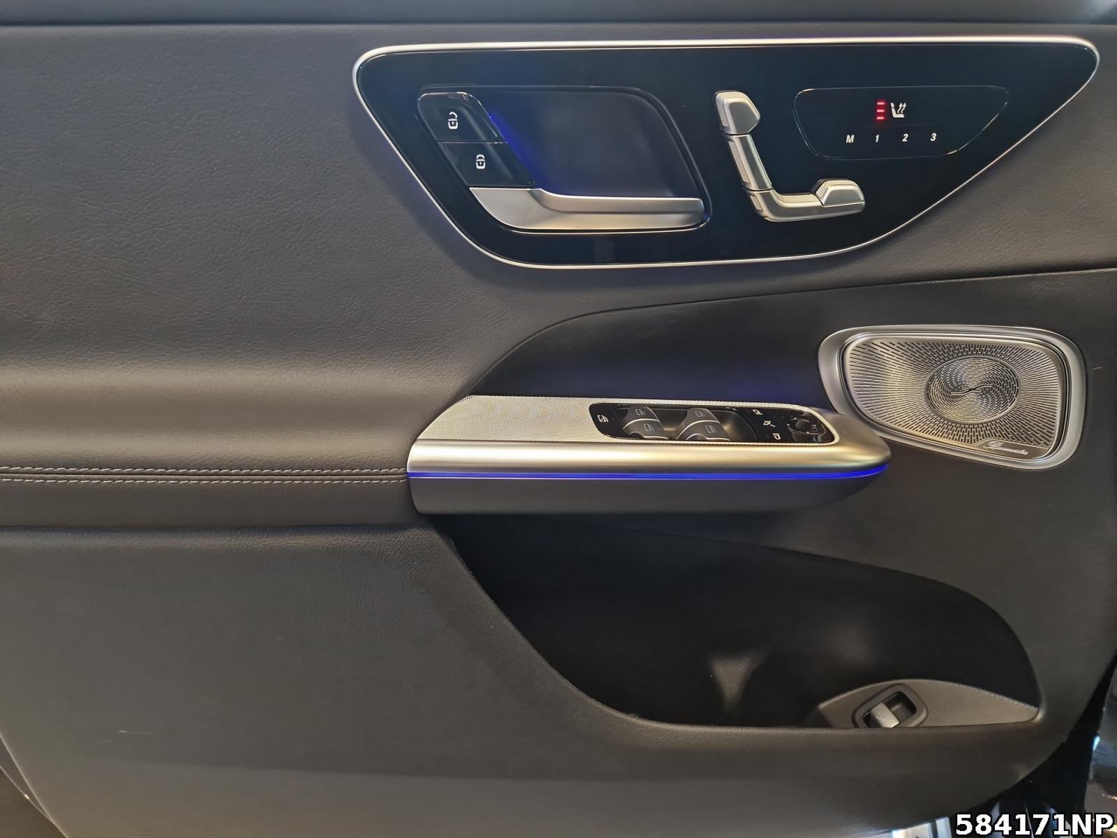 Fahrzeugabbildung Mercedes-Benz GLC 220 d 4MATIC Coupé AMG+DIGITAL+BURMESTER 3D+