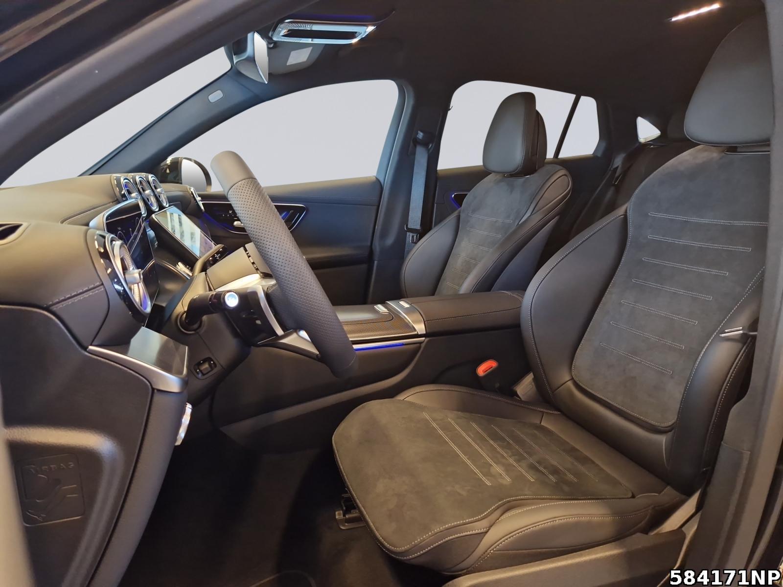 Fahrzeugabbildung Mercedes-Benz GLC 220 d 4MATIC Coupé AMG+DIGITAL+BURMESTER 3D+