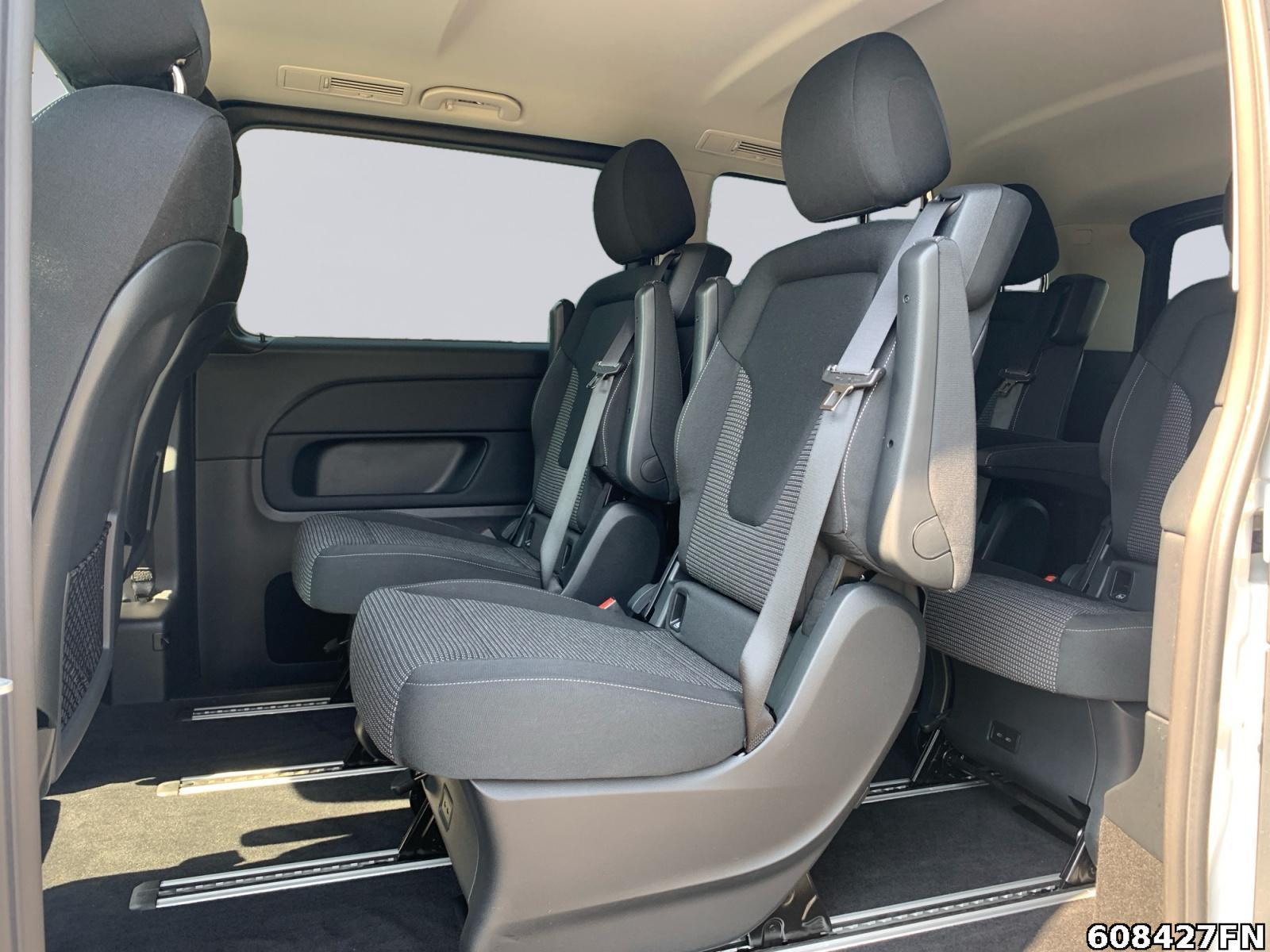 Fahrzeugabbildung Mercedes-Benz V 300 STYLE 4MATIC AIRMATIC*STANDHEIZ*AHK*6 SITZ
