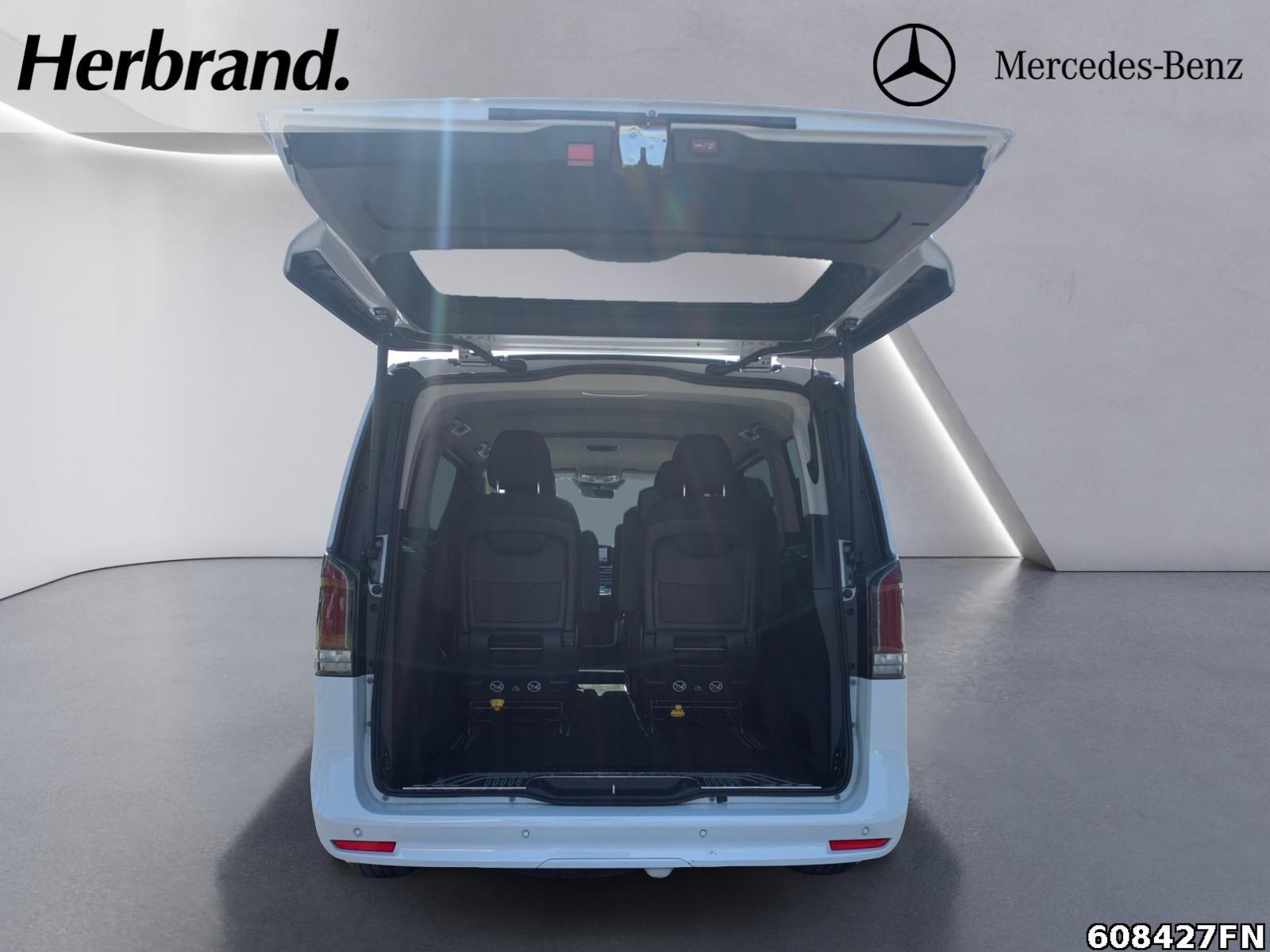 Fahrzeugabbildung Mercedes-Benz V 300 STYLE 4MATIC AIRMATIC*STANDHEIZ*AHK*6 SITZ