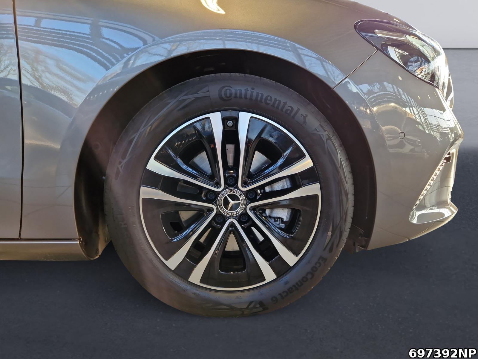 Fahrzeugabbildung Mercedes-Benz B 180 Progressive CarPlay EASY-PACK Kamera LED